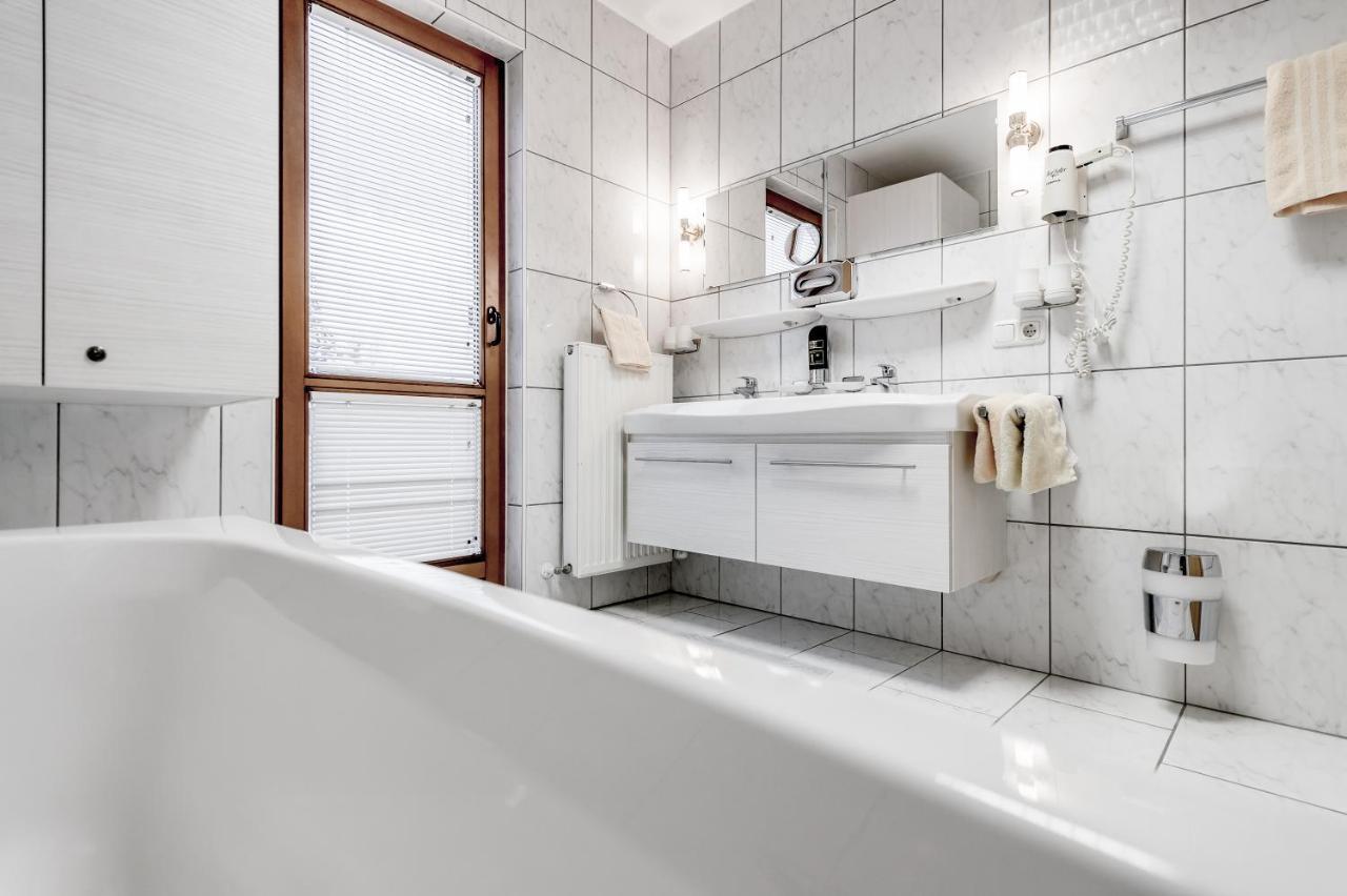 Ferienwohnungen Haus Daheim Längenfeld Buitenkant foto